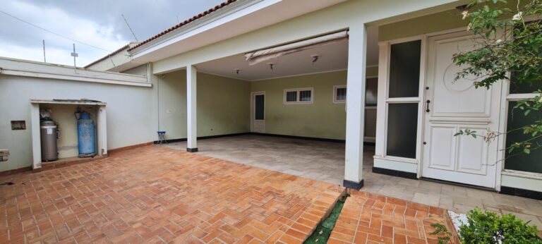 Ótima casa térrea à venda em Itu