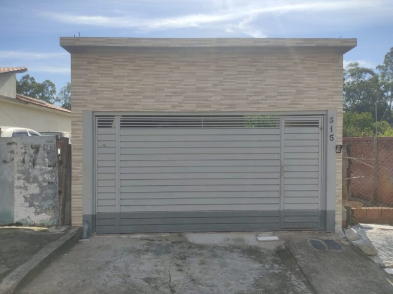 2 casas à venda no mesmo terreno em Itu